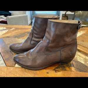 Frye pointed ankle boot